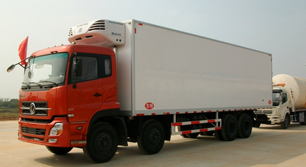 河北張家口廠家專業銷售垃圾車、灑水車、冷藏車，聯系電話 13997858099